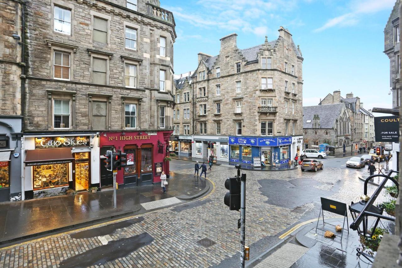 Joivy Elegant Home At The Heart Of The Royal Mile Edinburg Exteriör bild